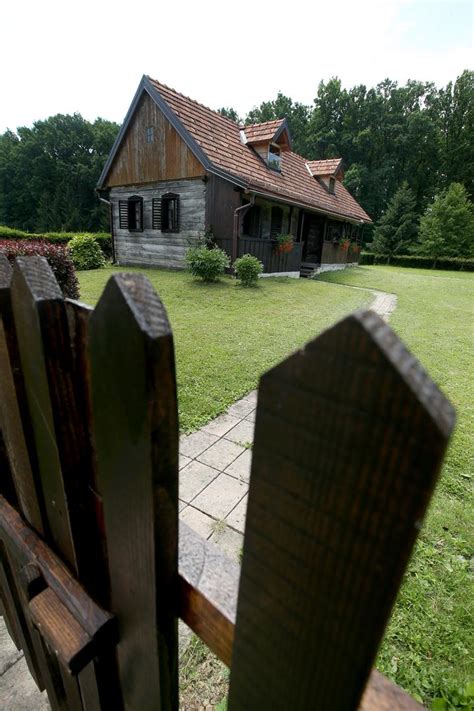 Galerija Kuća koja se preselila na drugu lokaciju i postala šarmantna