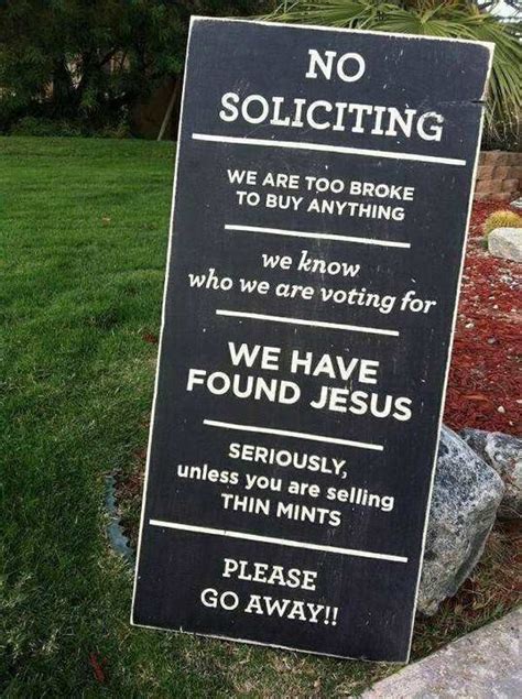 22 Extremely Funny Yard Signs