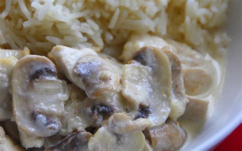 Recette emincé de volaille à la crème et aux champignons facile