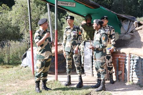 Bsf Sdg Visits Gurez Sector To Review Operational Preparedness On Loc