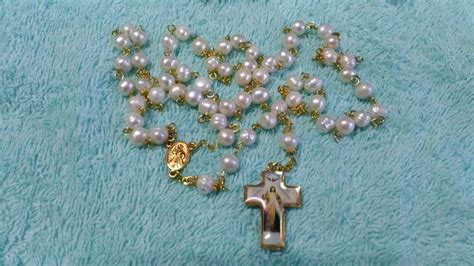 Pearl Rosary With Divine Mercy