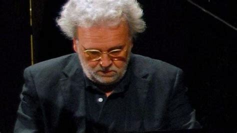 Il Pianista Claudio Crismani In Concerto Al Miela Il Piccolo