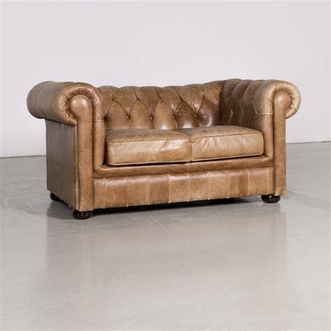 A Kensington Chesterfield Sofa From Bukowskis Atelier Yuwa Ciao Jp