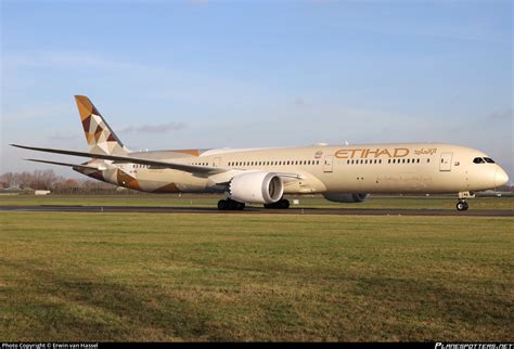 A6 BMA Etihad Airways Boeing 787 10 Dreamliner Photo By Erwin Van