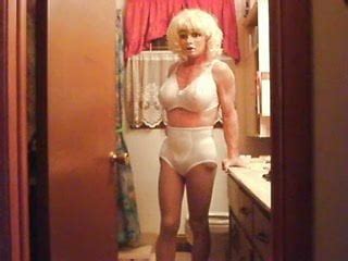 Girdle N Bra 2 Gay Man Porn XHamster