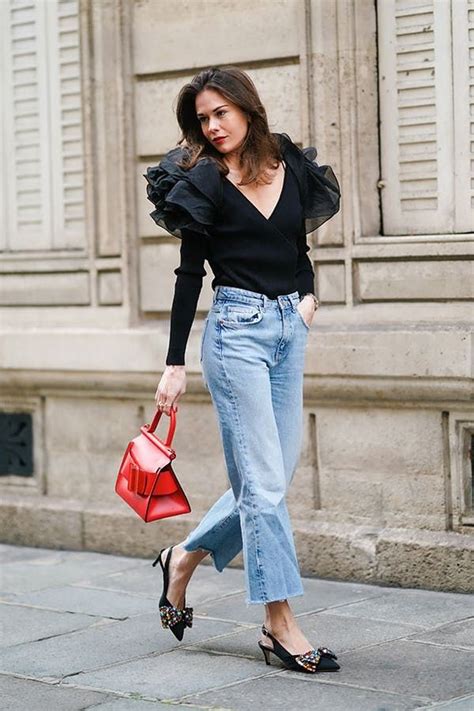 10 Mom Jeans Outfits Were Loving For 2021 And 2 To Retire Asap Mom