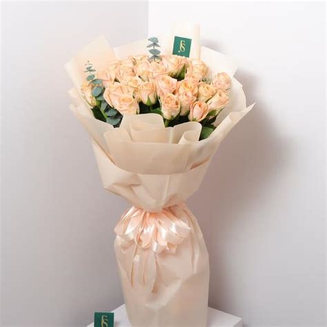 Fanta Roses Bouquet Flowers Gifts Sharjah Buy At A Price Of 6703