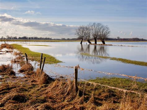 Millionen Euro F R Den Hochwasserschutz Im Binnenland Weser Ems