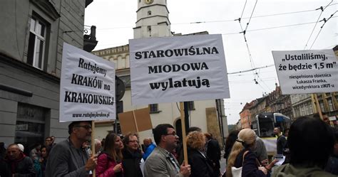 W Krakowie Protest Przeciw Dyskryminacji Kierowc W Motoryzacja W