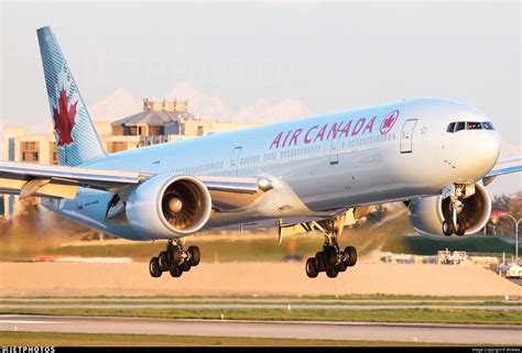 C FNNW Boeing 777 333ER Air Canada Dana Low JetPhotos