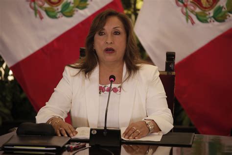 Detienen al hermano de la presidenta de Perú Dina Boluarte Bloomberg