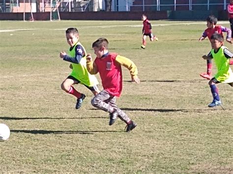 River Plate realizó una prueba de jugadores en La Tapera Atento