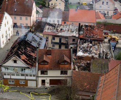 OVB Heimatzeitungen Fünf Häuser von Flammen zerstört