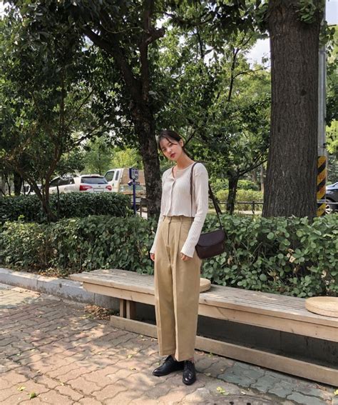 Cardigan thì có muôn kiểu nhưng đây mới là dáng áo đang hot nhất diện lên sành điệu và hack