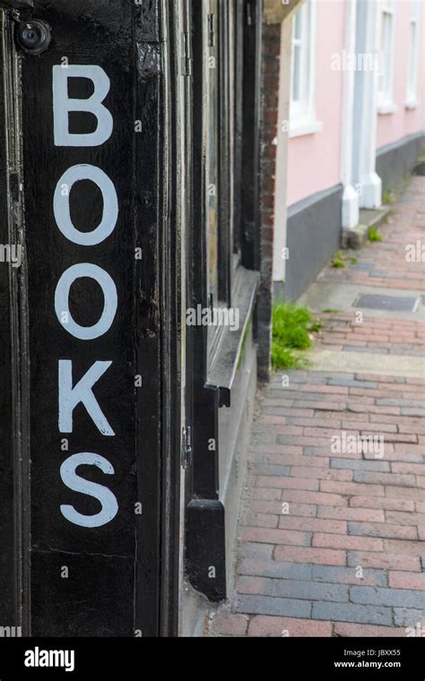 A Books Sign At A Traditional Bookshop Stock Photo Alamy