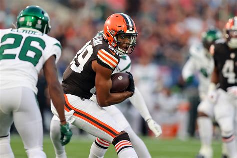 Players To Stash In Dynasty Fantasy Football