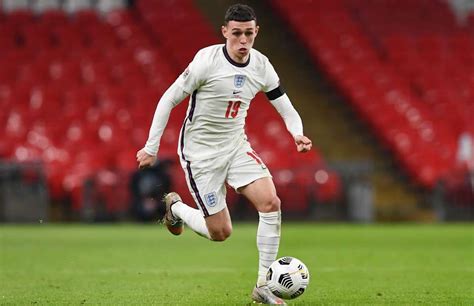 England 4 0 Iceland Man Citys Phil Foden Produced A Brilliant First Touch