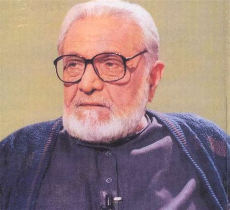 Ashfaq Ahmed: Biography and Books Details - Urdu Writers