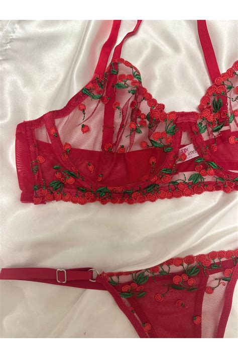 MADAME BLUME Lingerie Cheryy Balenli Bralet Takımı Fiyatı Yorumları Trendyol