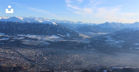 Snowy mountain photograph photo – Free Blue Image on Unsplash