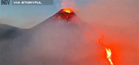 VIDEO Haos în Italia erupe vulcanul Etna cel mai activ din Europa