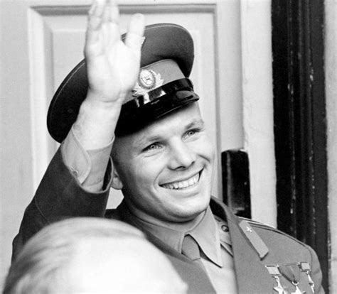 Yuri Gagarin Biography