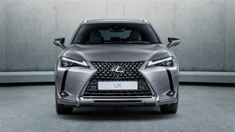 Lexus UX SUV Pictures Carbuyer