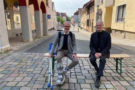 Tische Und B Nke F R Mehr Als Menschen Statt Autos Am Juni