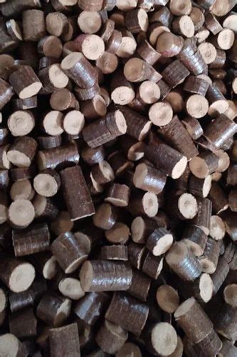 Solid Mm Sawdust Briquettes For Industrial Boiler Kg At Rs