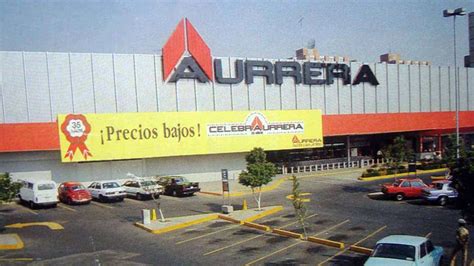 Cuál es la historia de Bodega Aurrerá el supermercado insignia