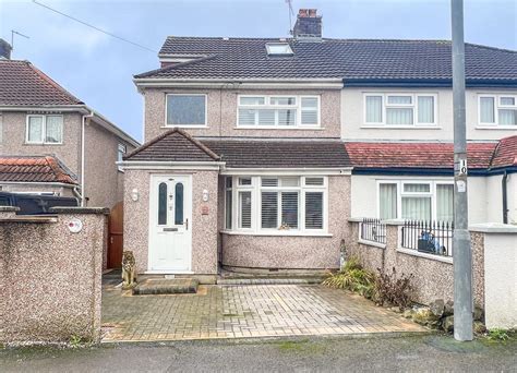 Rodway Road Patchway Bristol Gloucestershire Bs34 3 Bed Semi