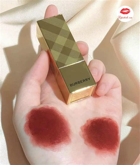 Review Son Burberry Vỏ Vàng Russet Đỏ Gạch Hot Trend Nhất