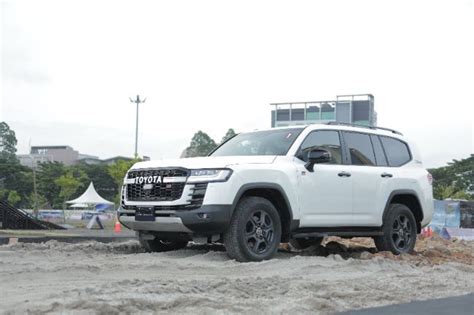 Naksir All New Toyota Land Cruiser Kenali Dulu Hal Hal Menarik Berikut