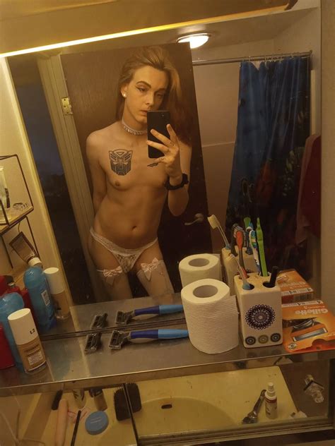 Just Some Cute Fuckmeat Dressed In Pink 19 Nude Pics XHamster