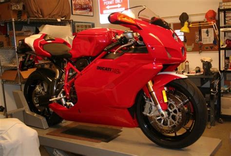 2005 Ducati 749R | Bike-urious