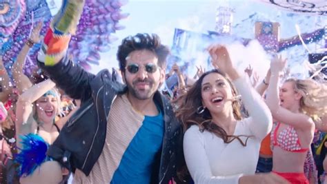 Bhool Bhulaiyaa 2 Song De Taali Kartik Aaryan Serenades Kiara Advani