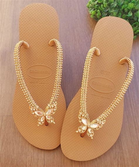 Chinelo Havaianas Decorado Strass E Borboleta Rose Gold