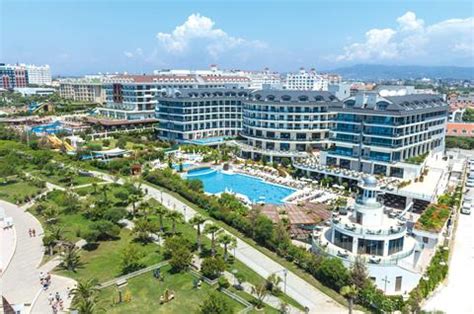 Snel op zonvakantie Turkse Rivièra 8 Dagen all inclusive Commodore