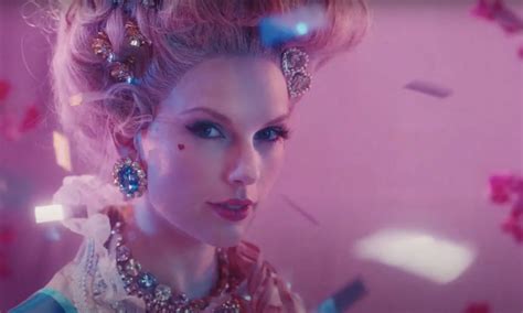 Taylor Swift Bejeweled Fun Radio 953