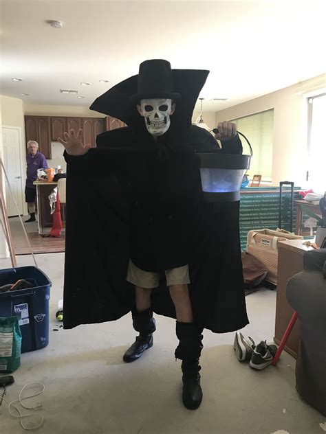 Hatbox Ghost Costume