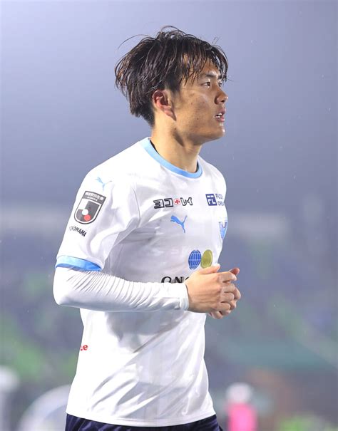 横浜fc今季初勝利へスタメン変更、長谷川竜也が先発で小川航基との連携みどころ鹿島は鈴木優磨ら名を連ね変更なし スポーツ報知