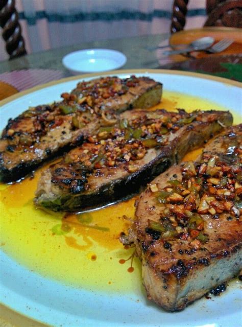 Tuna Steak With Butter Garlic Tuna Steaks Steak Butter Food Dishes Cravings Garlic Pork