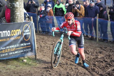 Championnat D Europe De Cyclo Cross Amandine Fouquenet Dans Le Top 10