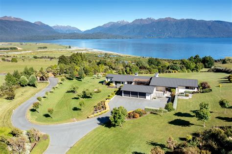 Te Anau Accommodation Deals – HIGH LEYS LODGE TE ANAU