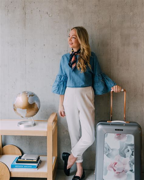 What To Wear Travelling The Best Outfits For The Airport Long Haul