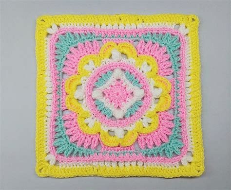 Ravelry 366 Days Of Granny Squares Day 190 Pattern By Veronika Liachovic