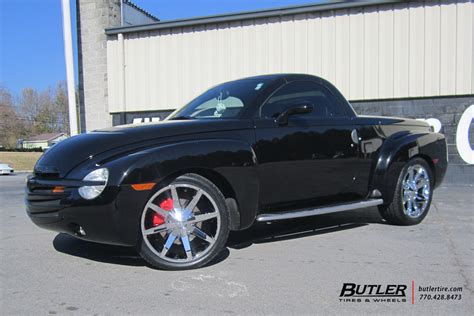 Chevrolet Ssr With 22in Kmc Slide Wheels Exclusively From Butler Tires