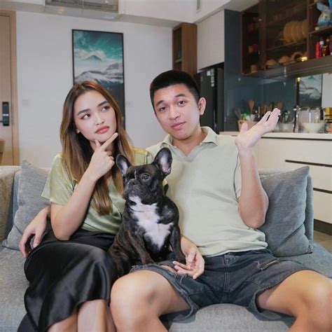 Chuyện tình yêu lầy lội của cặp đôi hot TikToker Linda Ngô Phong Đạt