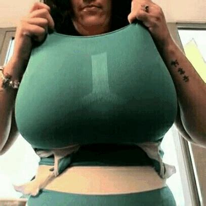 Huge Is An Understatement Porn Pic