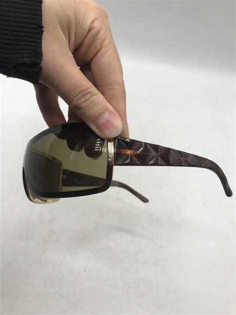 Lunette De Soleil Chanel Ressourcerie Histoires Sans Fin